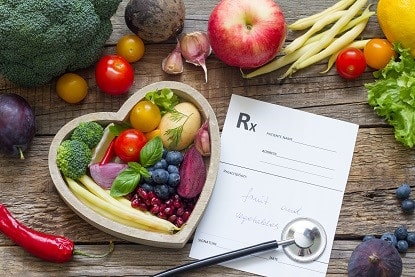 Healthy-food-in-heart-stethoscope